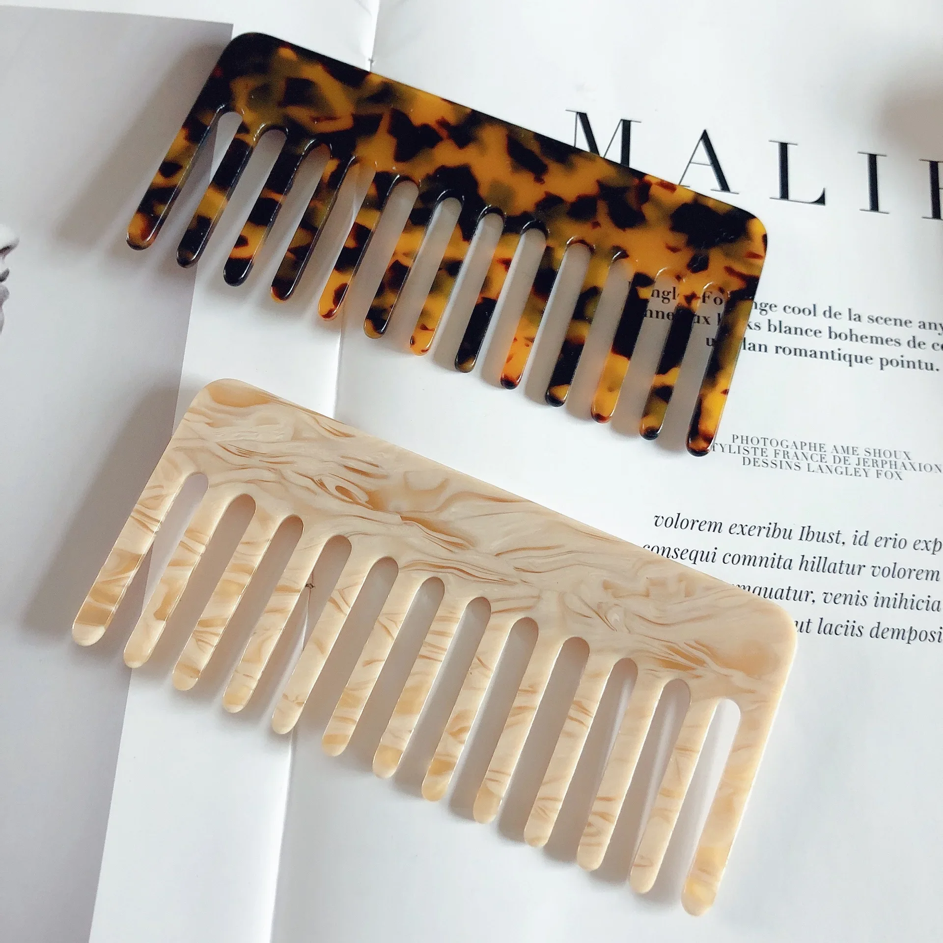 Hair Care Korean - Kore moda asetat renkli kuaför tarak